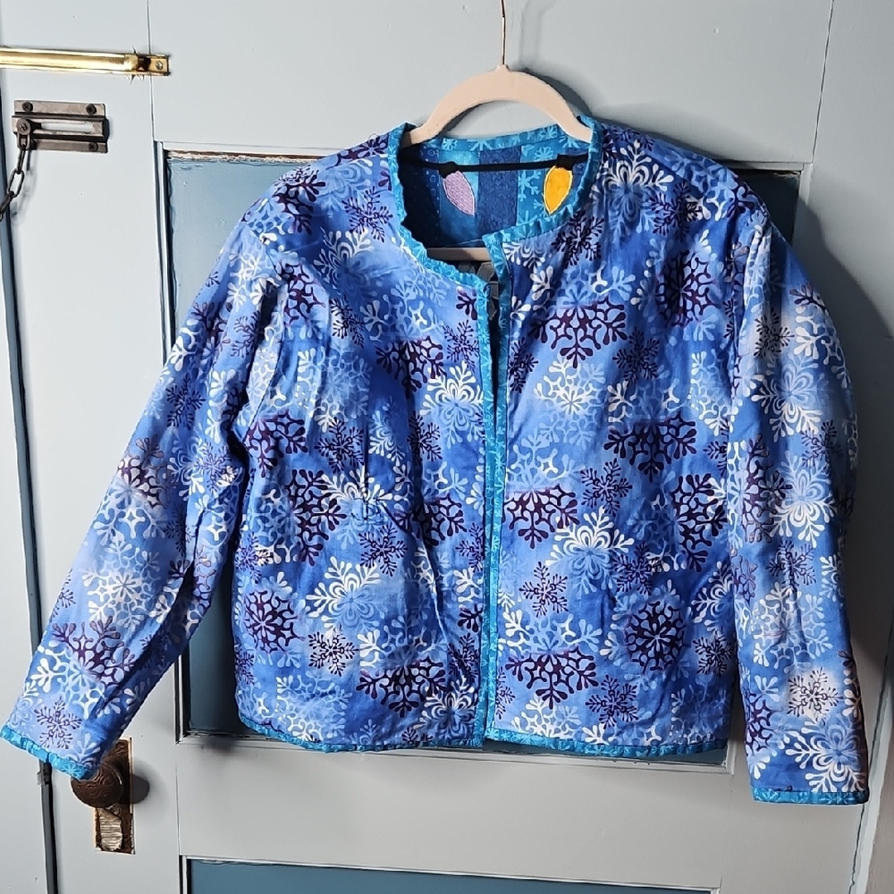 Hand Crafted Blue Women’s Patchwork Quilted Jacket with Snowman Design M/L - Picture 5 of 11